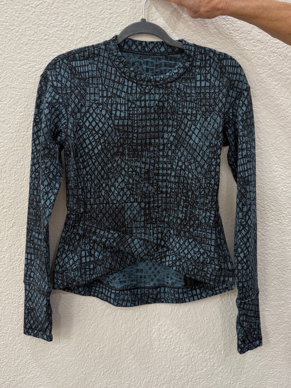 Lululemon Close To Crossing Long Sleeve Tectonic